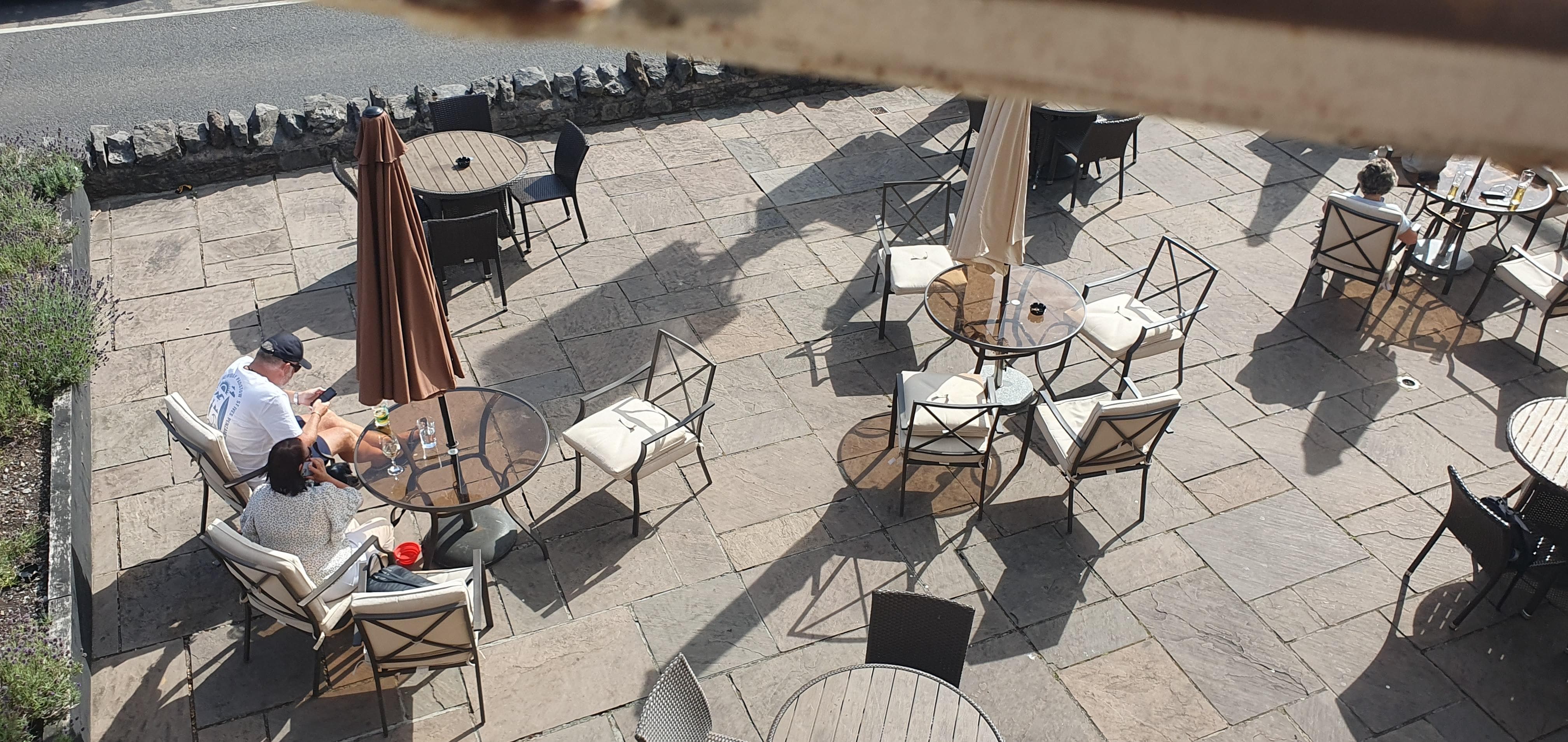 outside seating area to front