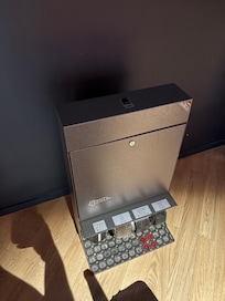 Shoe shine machine in lobby