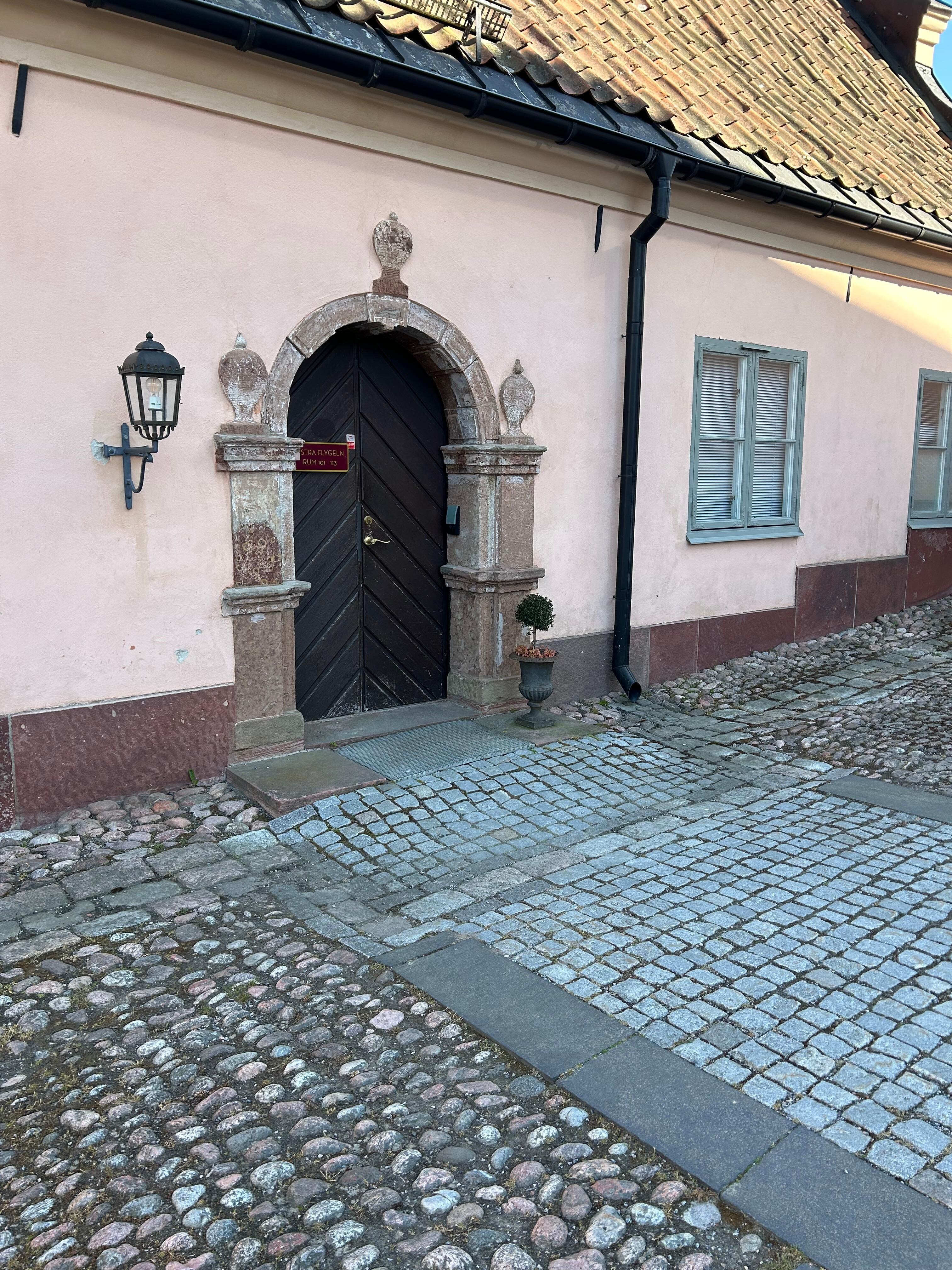 Min dörr intill rummet 