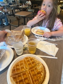 Loved the free breakfast!!!