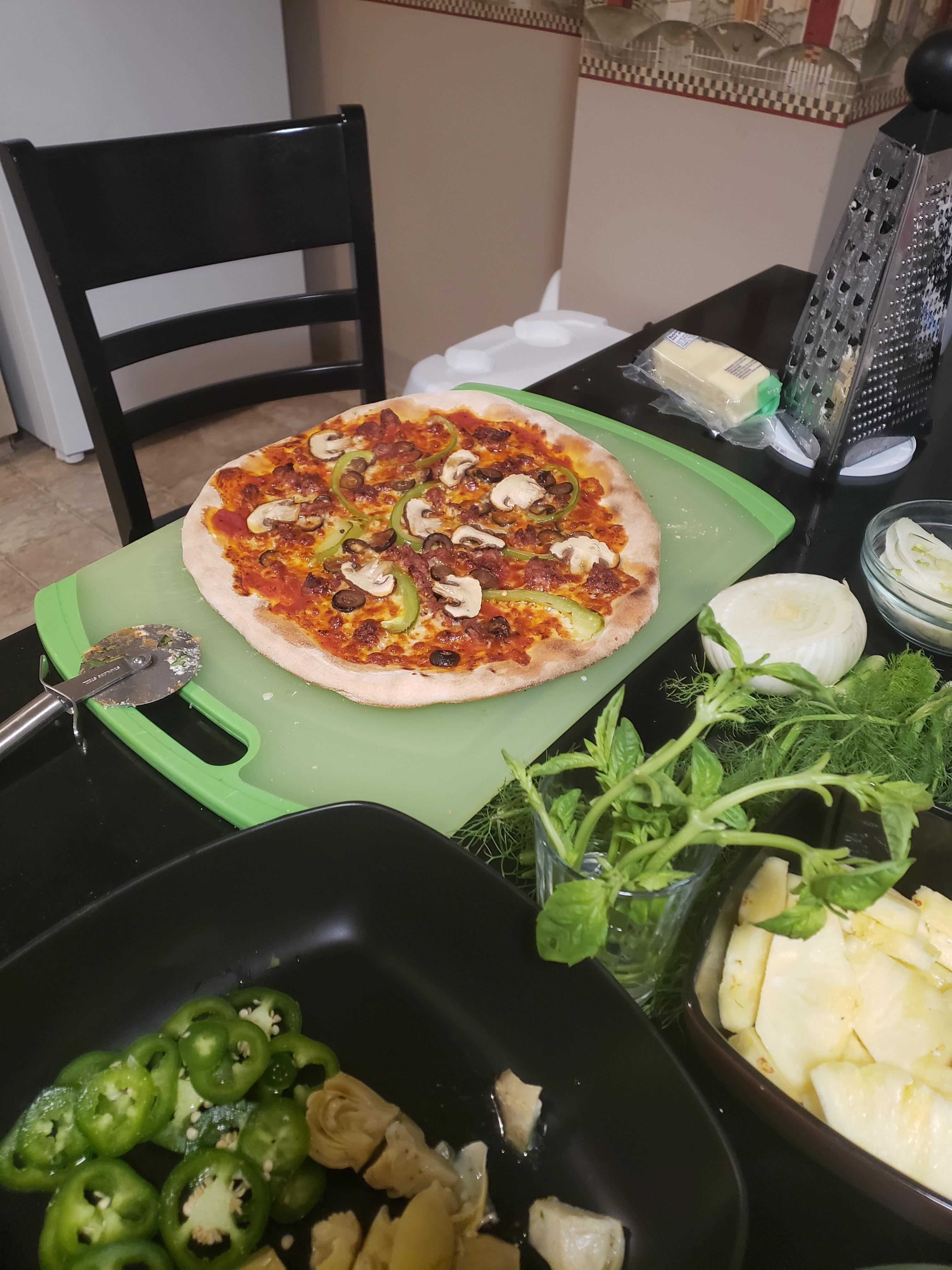 Kitchen was well-stocked and made our pizza-making experience pretty easy
