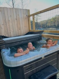 Peaceful and relaxing with beautiful views!