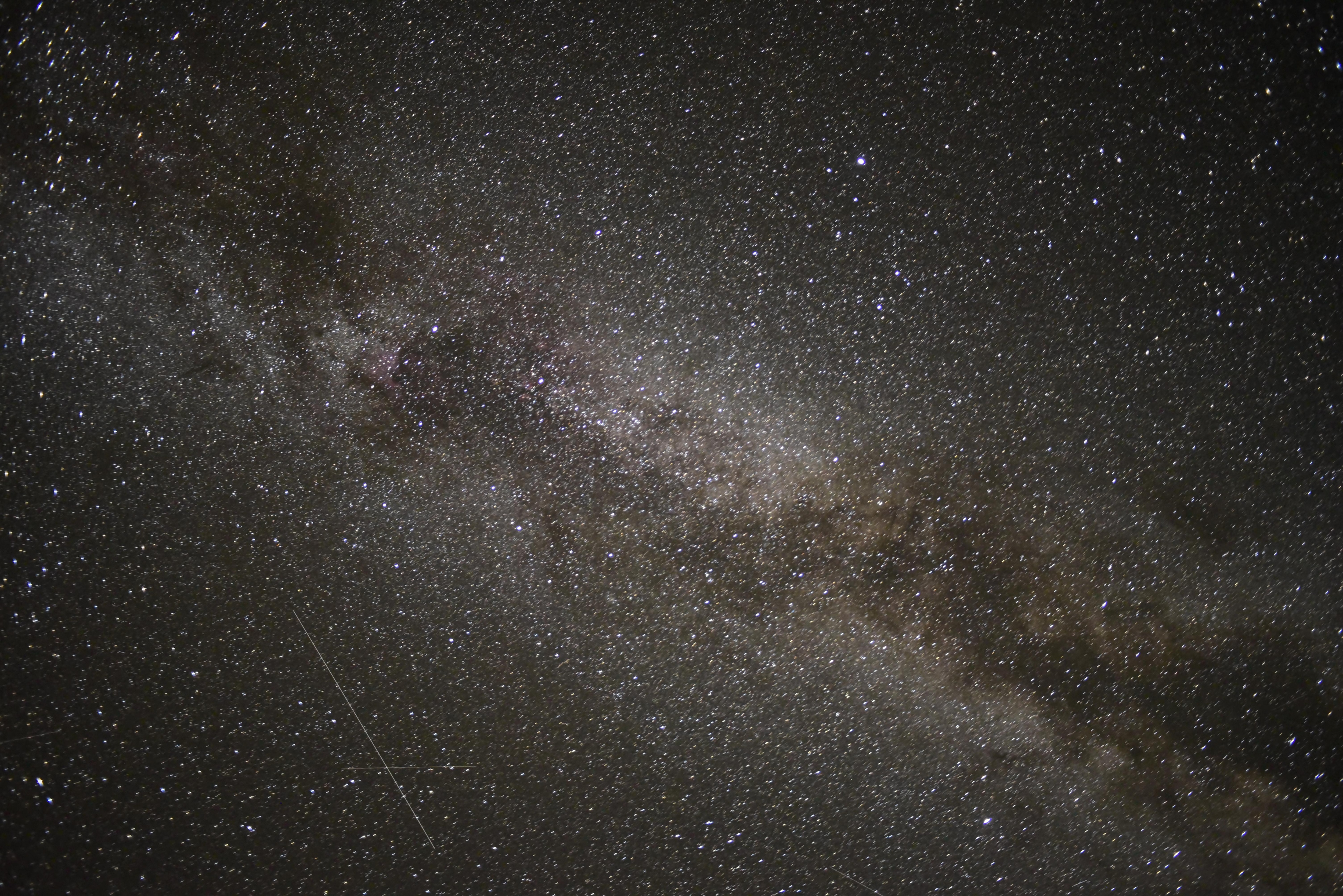 Exposure of the Milkyway with a regular digital camera and tripod! We had never seen stars so brilliant. 