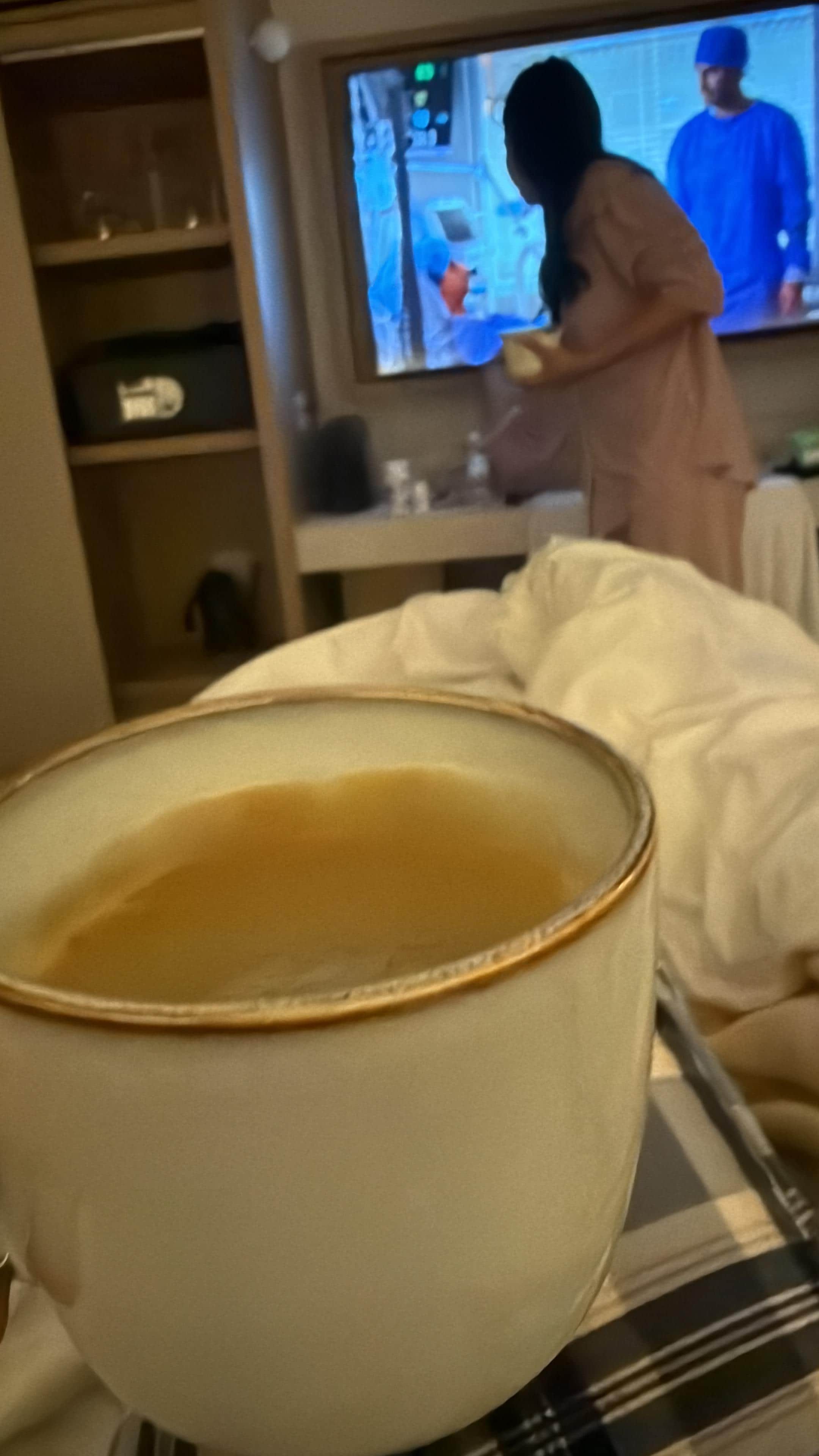 Nos encantó su cafecito y la cafetera creo que está mal pero aún así pudimos tomar delicioso café! Super delicioso 