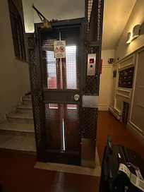 Elevator
