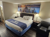 Very comfortable king size bed