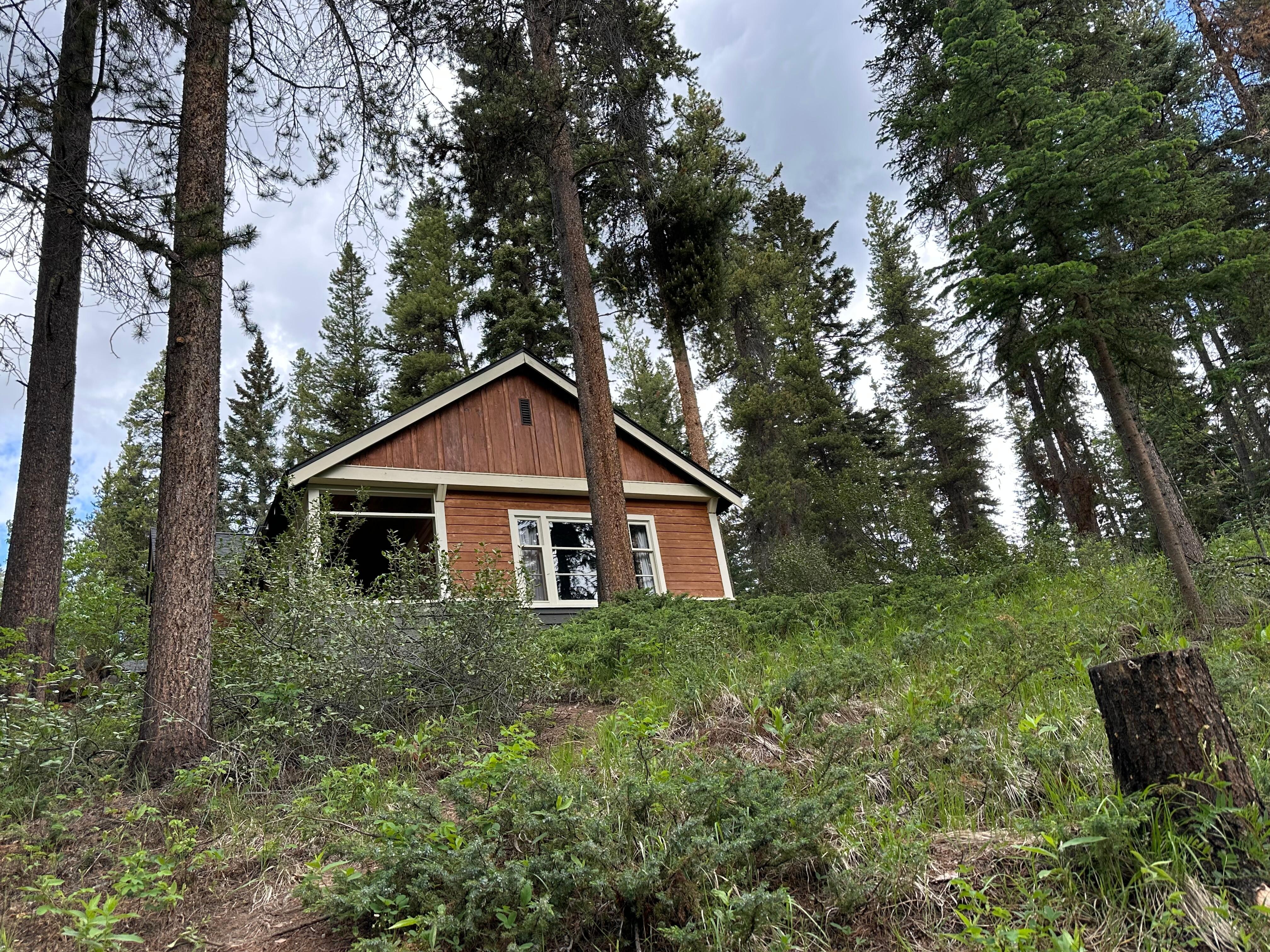 The cabin from the trail. 