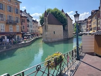 Palaise d'la Isle...again very close by.