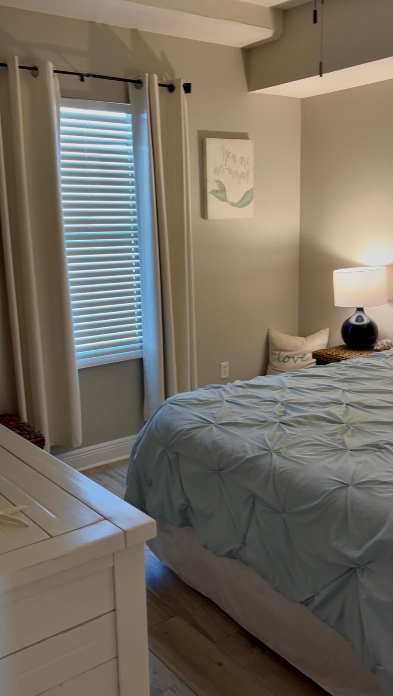 2nd bedroom showing curtains that aren’t shown in main photos 
