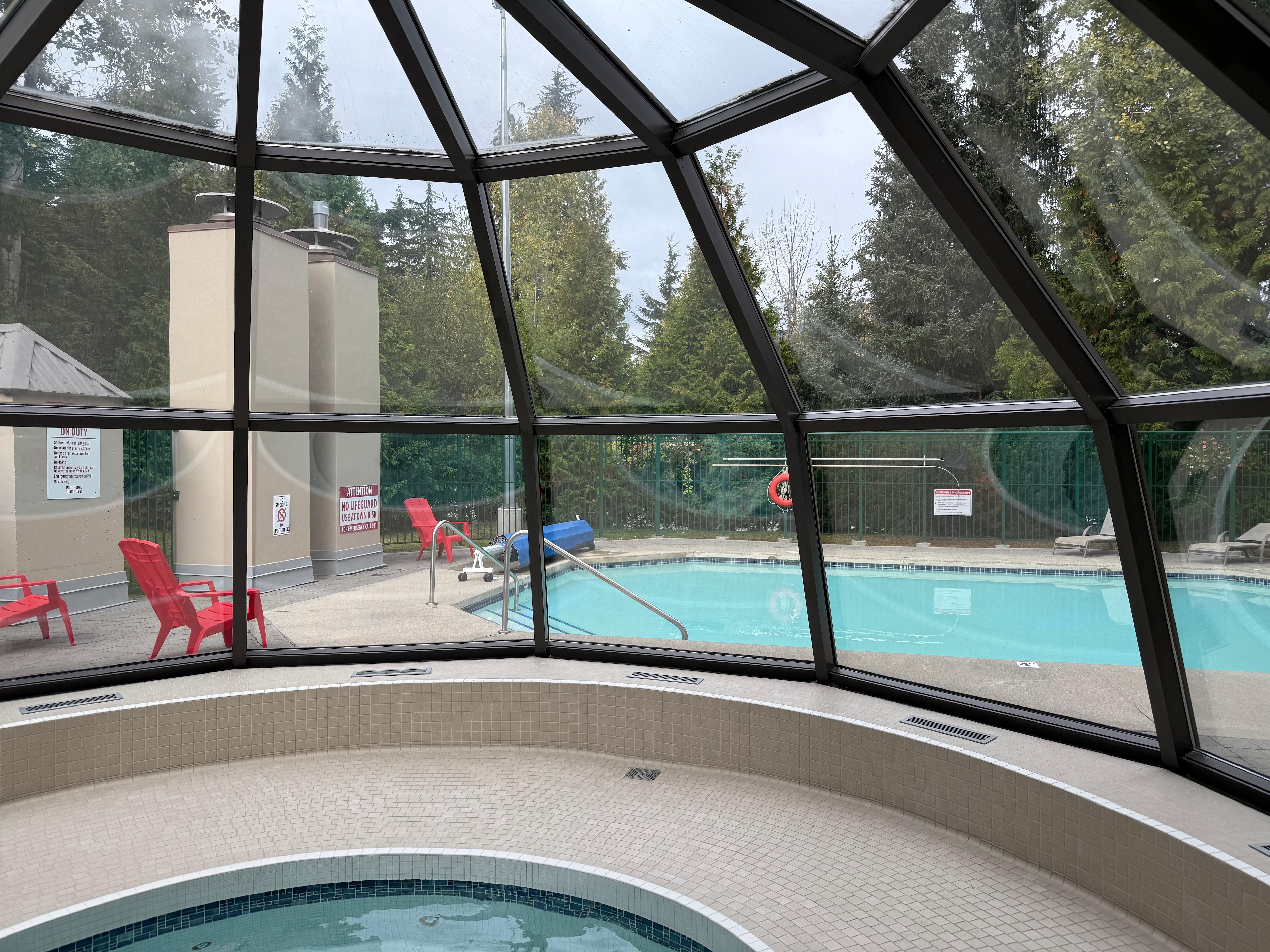 Hot tub and pool all to ourselves!