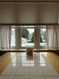 We loved the view and having our morning coffee at this kitchen table!