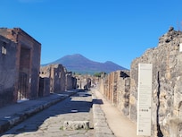 Pompeii ruins