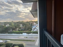 Vue du balcon cÎté droit