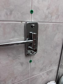 Carpenter wall pligs