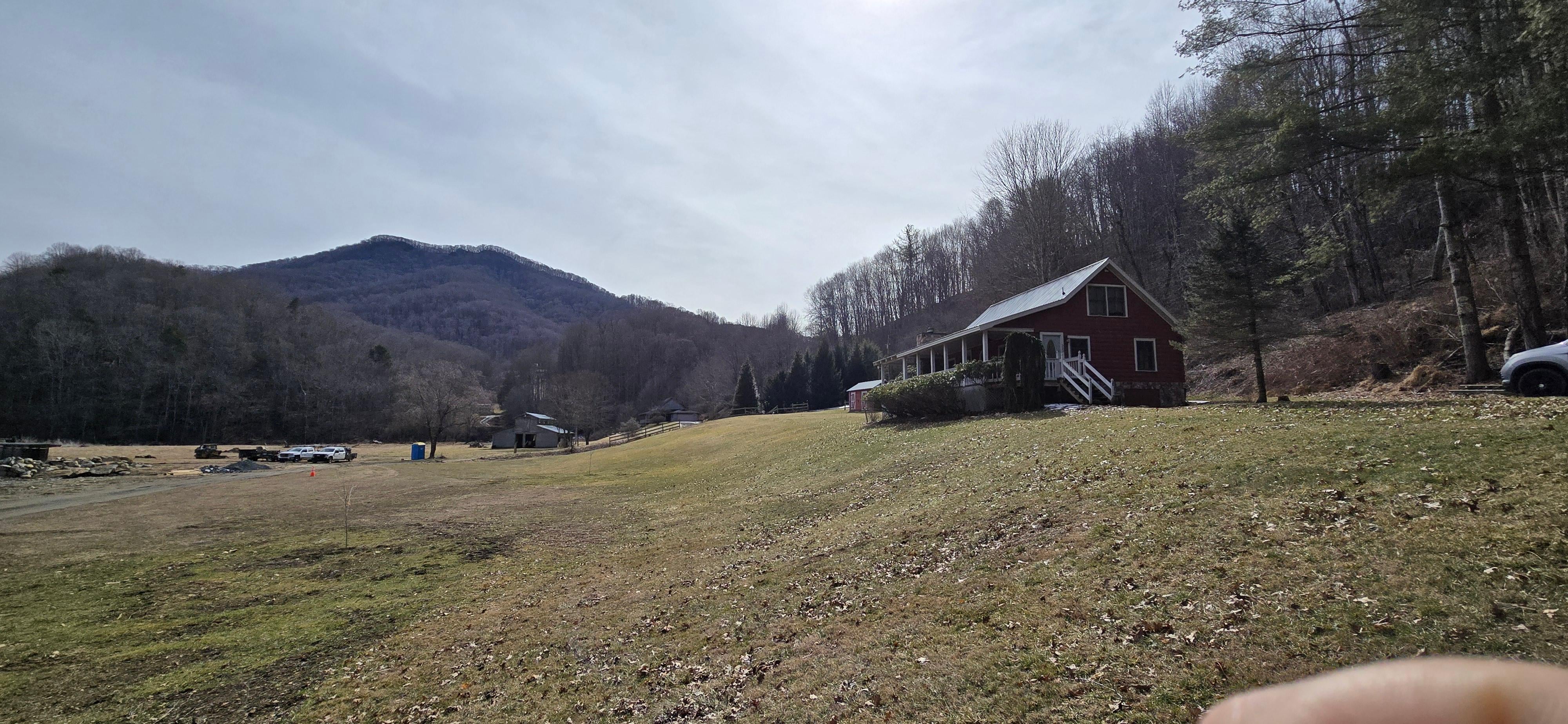 Such a cute cottage. Perfect quiet.