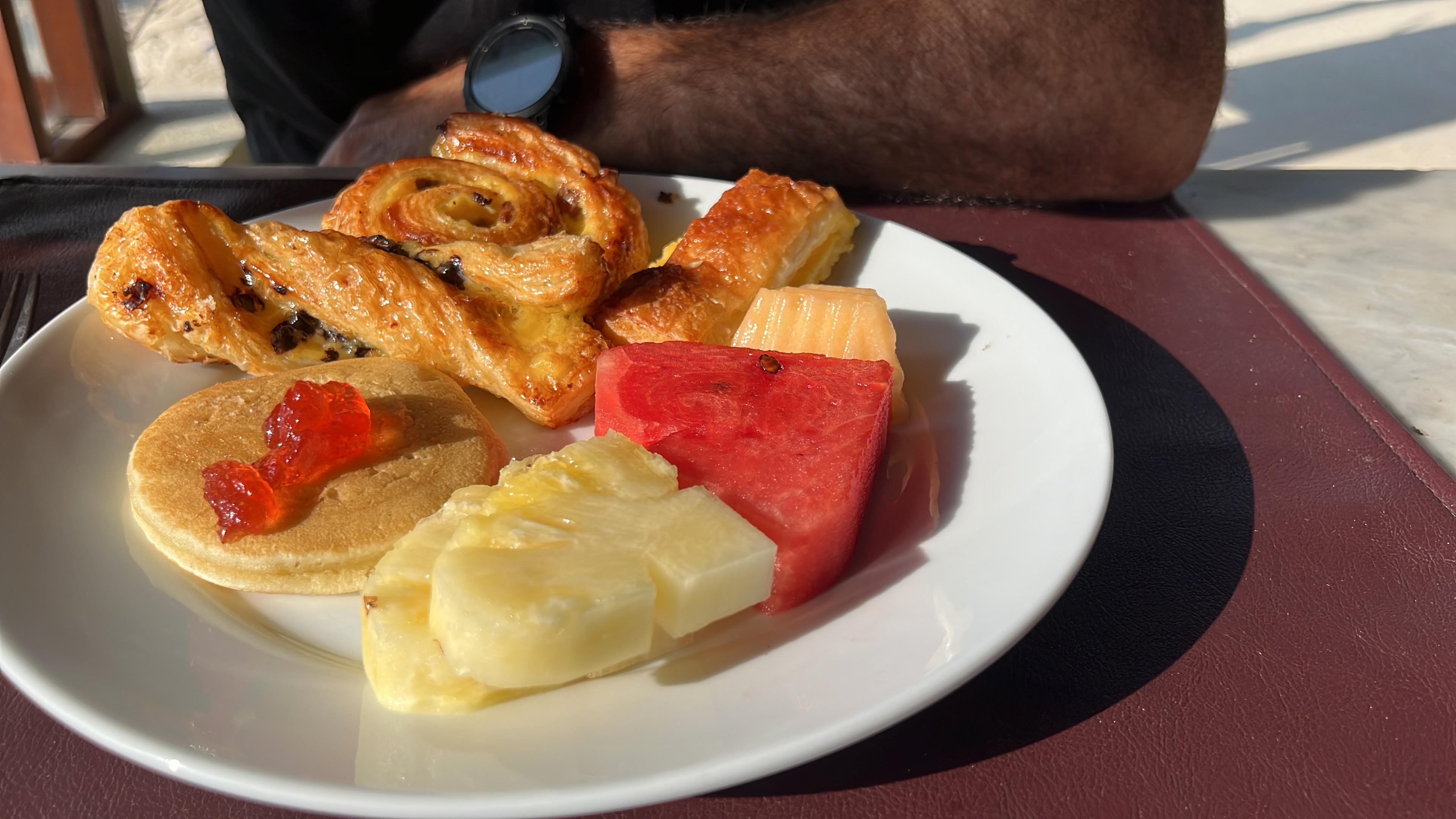 Plenty of breakfast options 