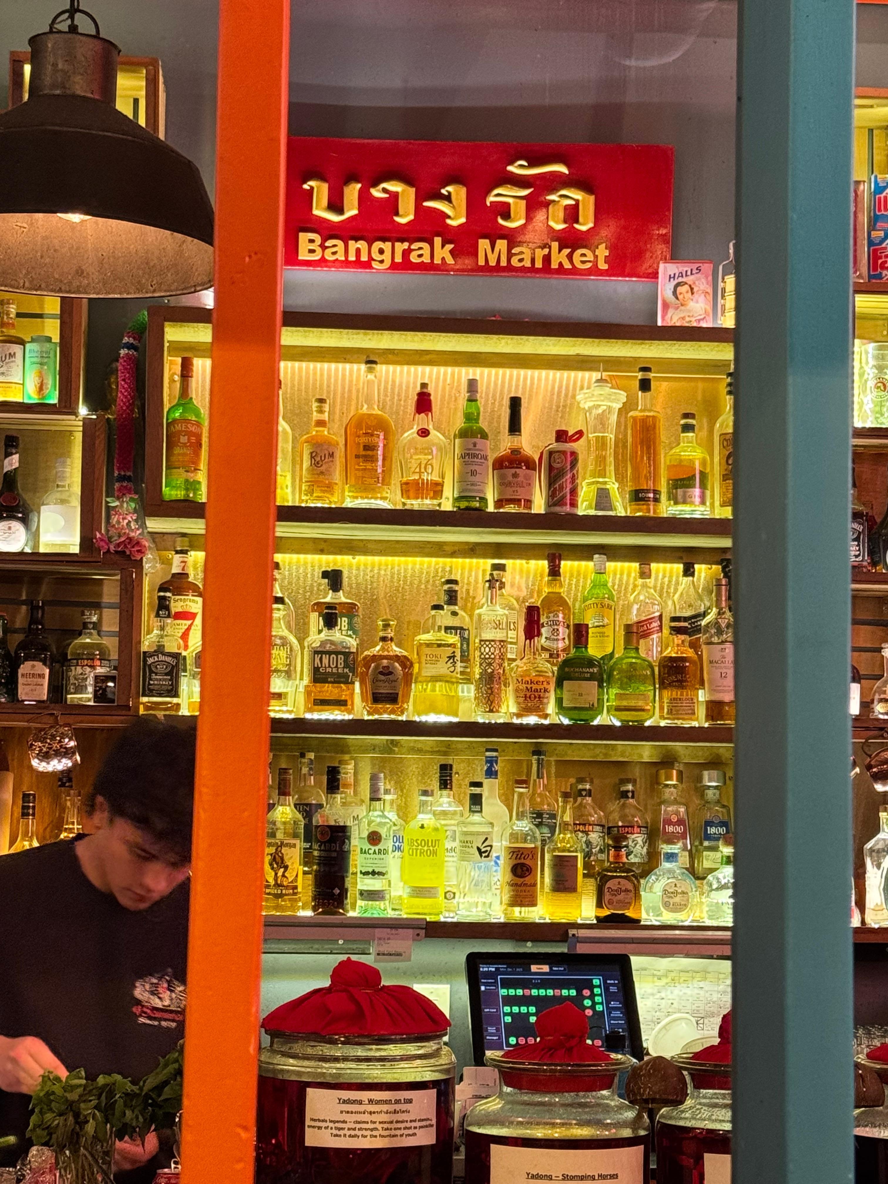 Best pad Thai ever! Atmosphere was amazing