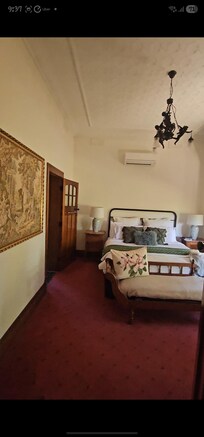 Warm hug all around ꨄ