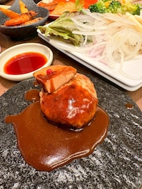 夕食バイキングでのハンバーグ!美味しかった