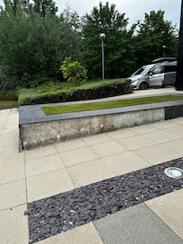 The walk to reception set the tone