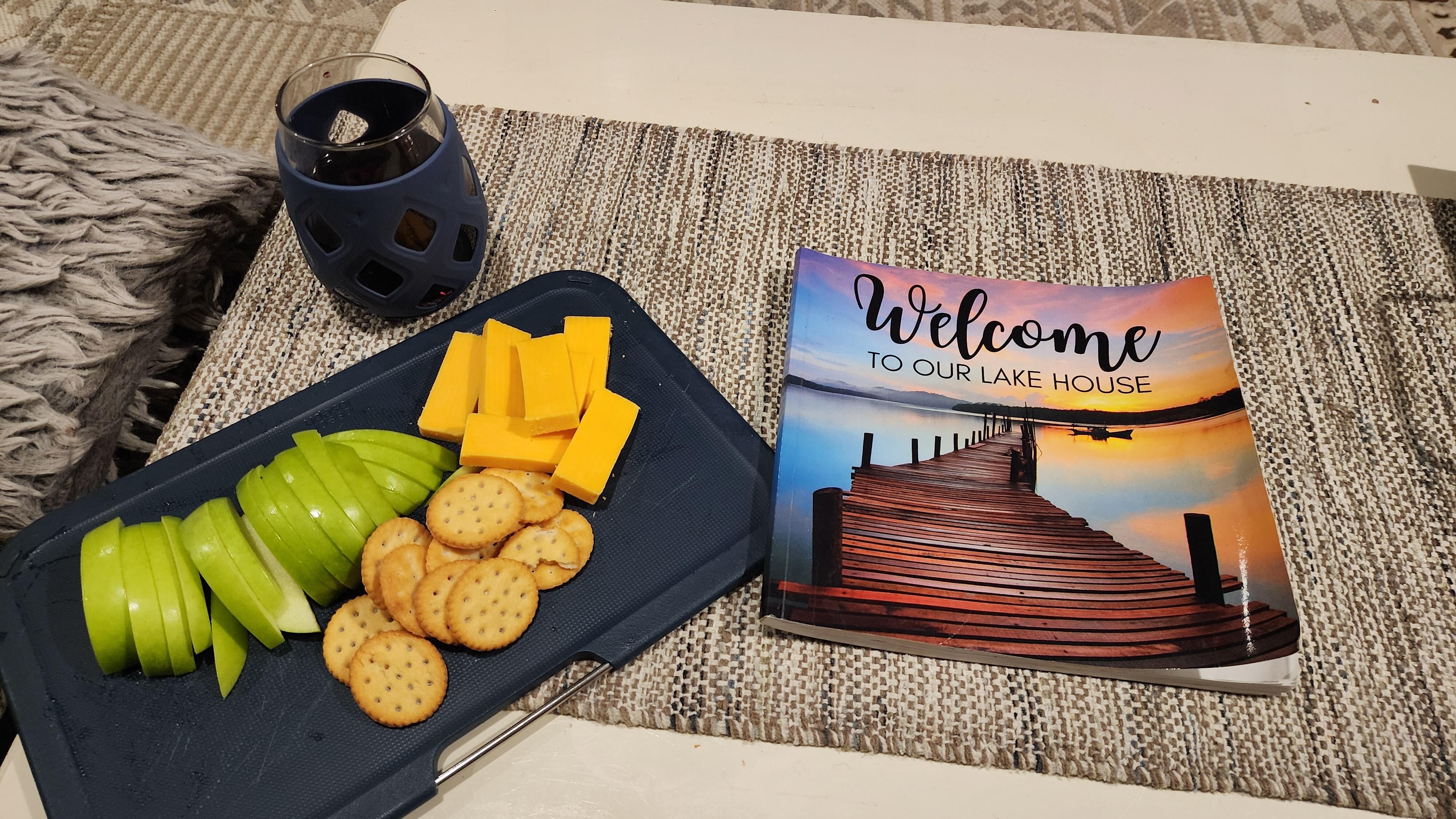got in late so just had wine and cheese. Kitchen had wine glass and small cutting board which worked great as I read though the welome book