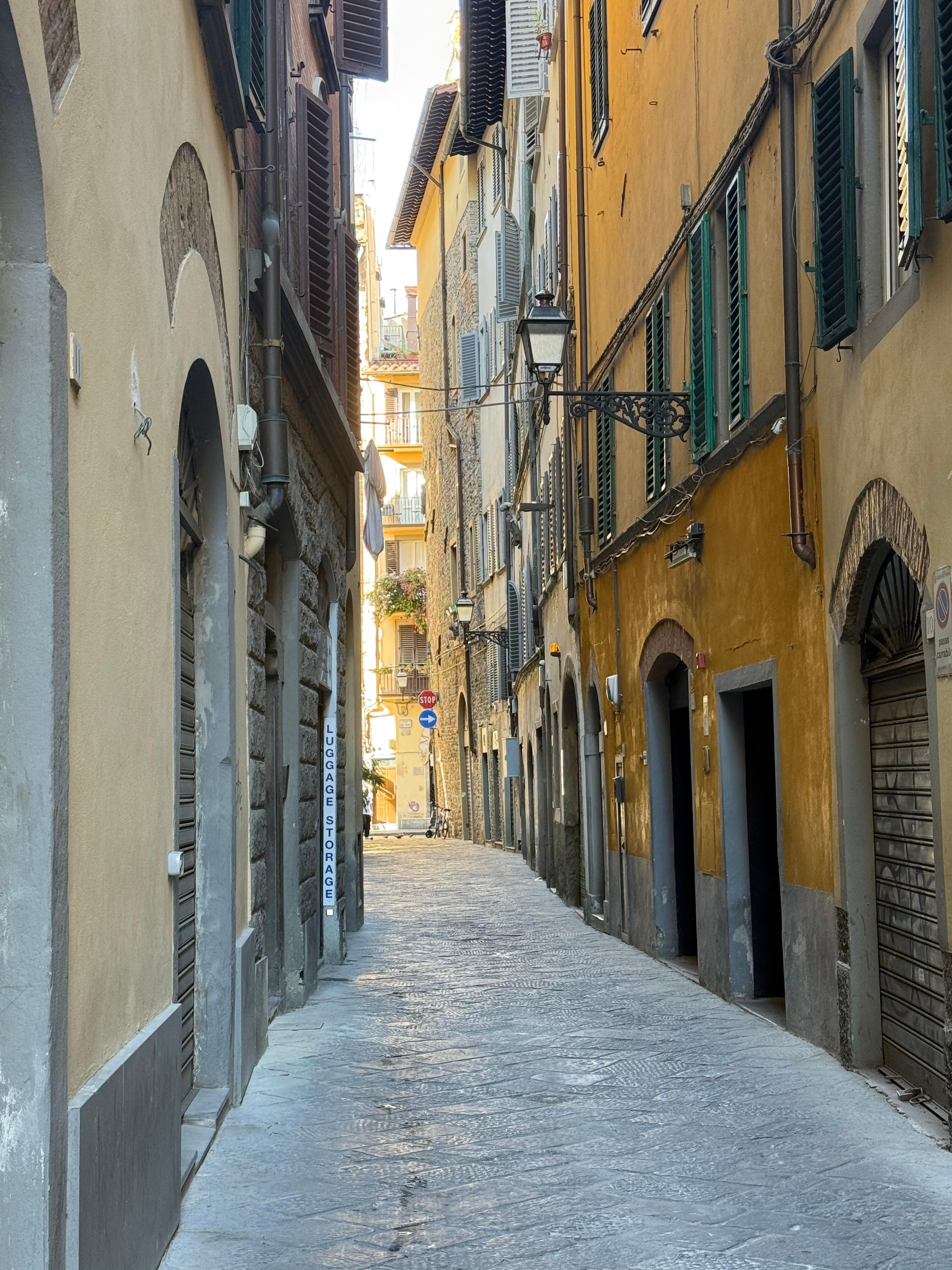 Alley way to hotel 