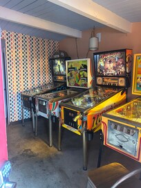 Entertainment in a rickety room