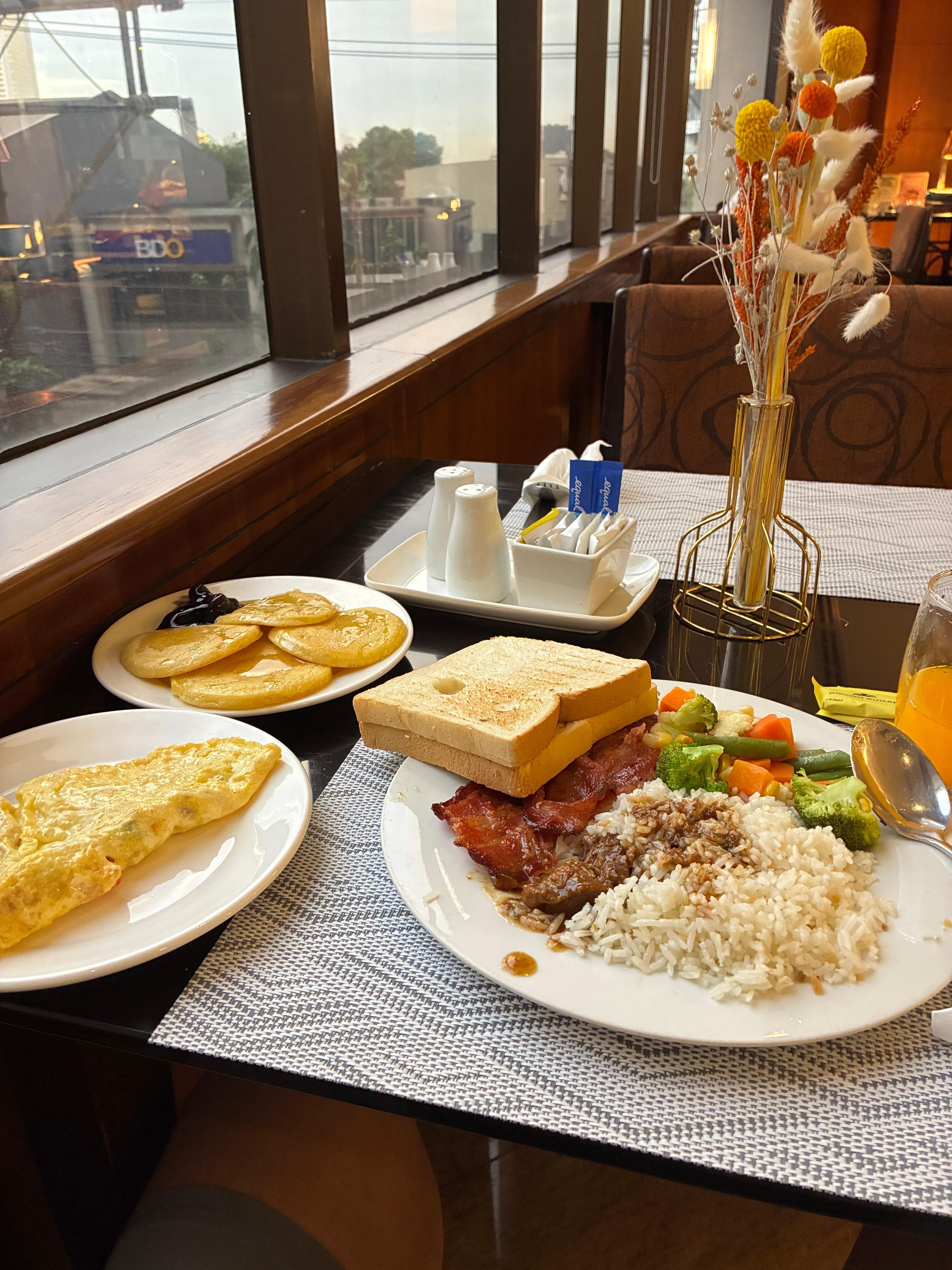 Breakfast! A great breakfast!