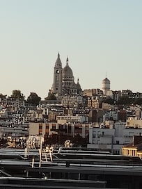 Photo prise du restaurant situé au rooftop