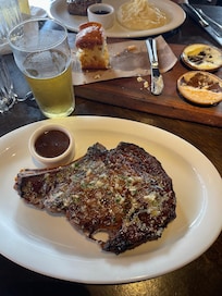 Steak dinner at Lue   And Mickeys