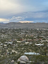 Beautiful jp views of the valley snd mountsins.”