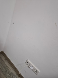 Alle WĂ€nde sind beschmutzt