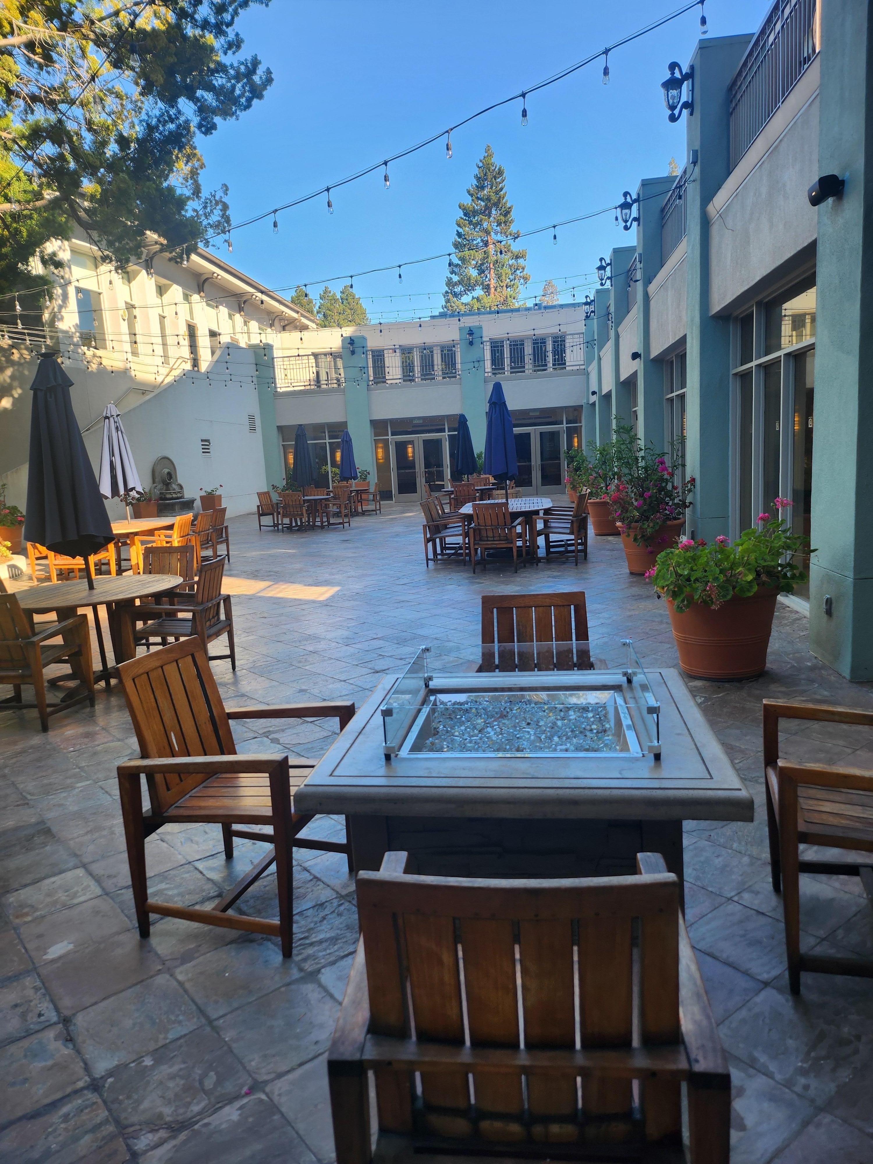 Common area, close to the pool.
