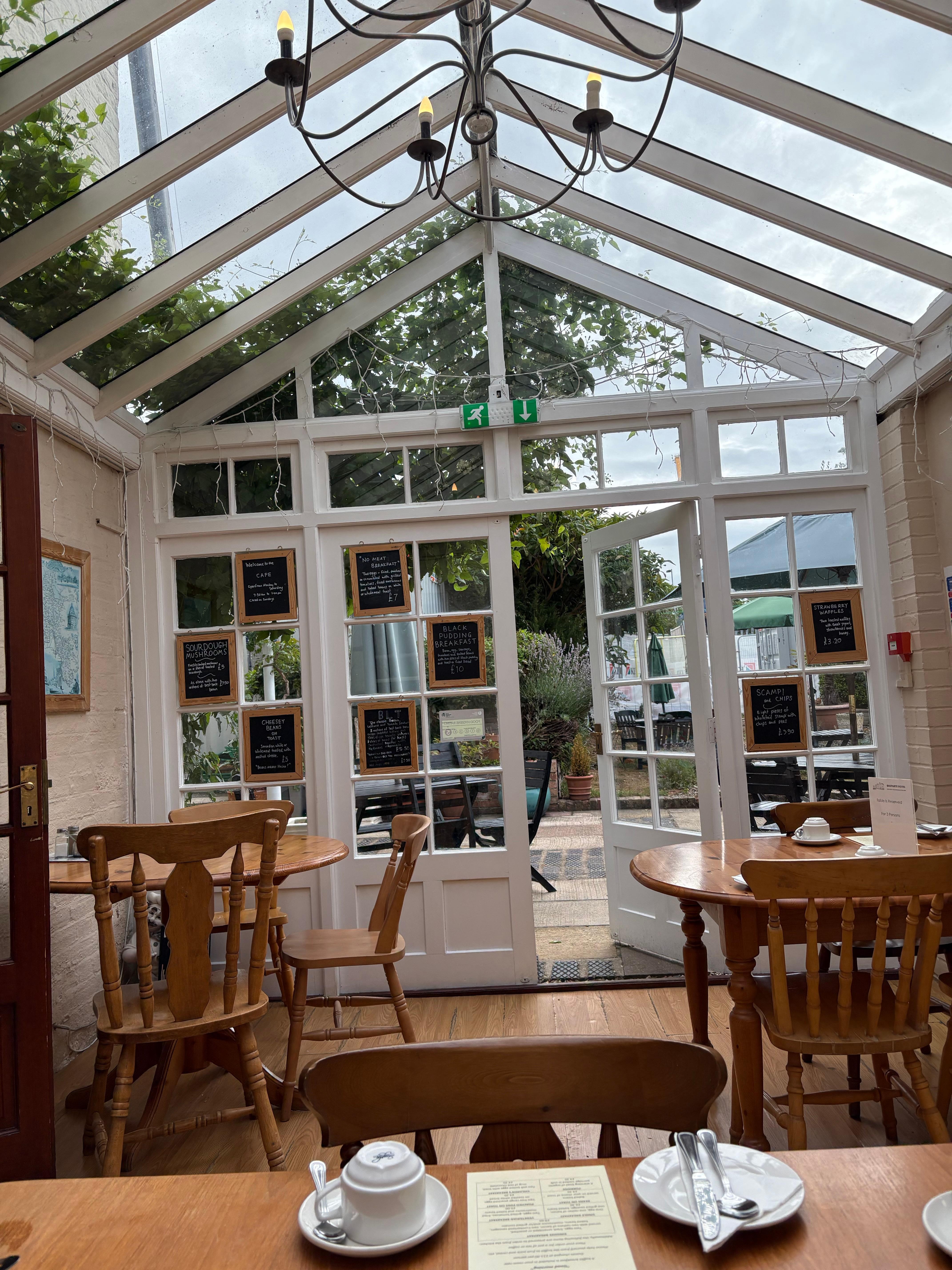 Lovely breakfast location