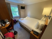 Cosy double room on 4th floor with garden vire