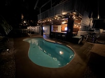 A picture of the outdoor space at night.