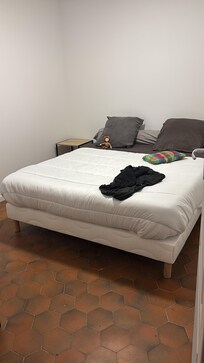 Literie neuve et confortable