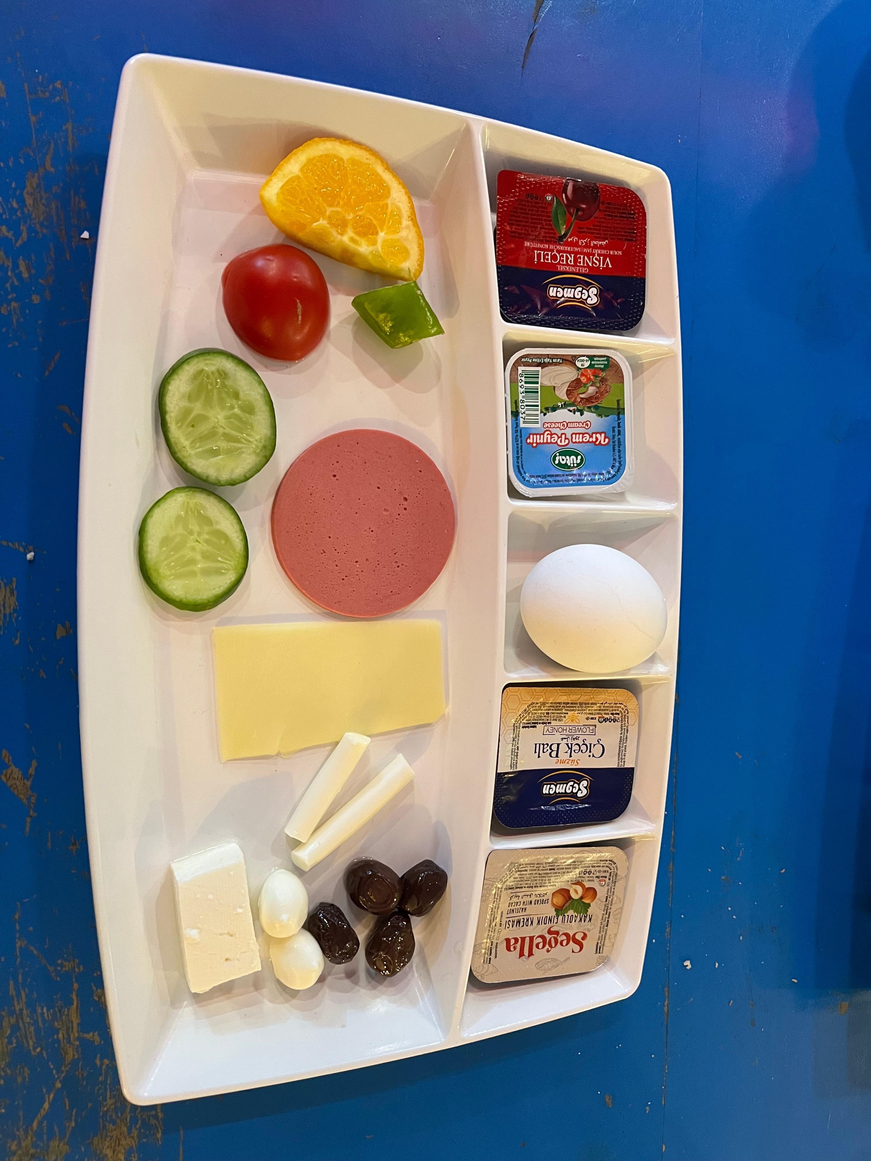 Their ‘breakfast’. Super pretty, but almost nothing to eat