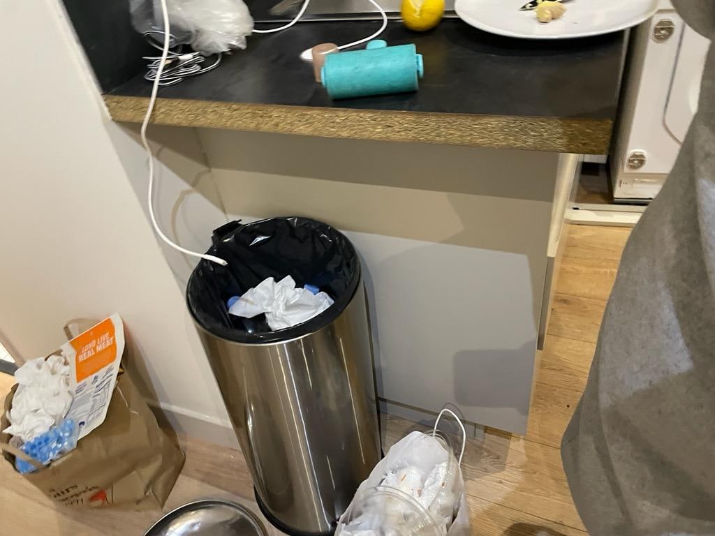 Broken Trash lid, raw cut counter (cheap construction)