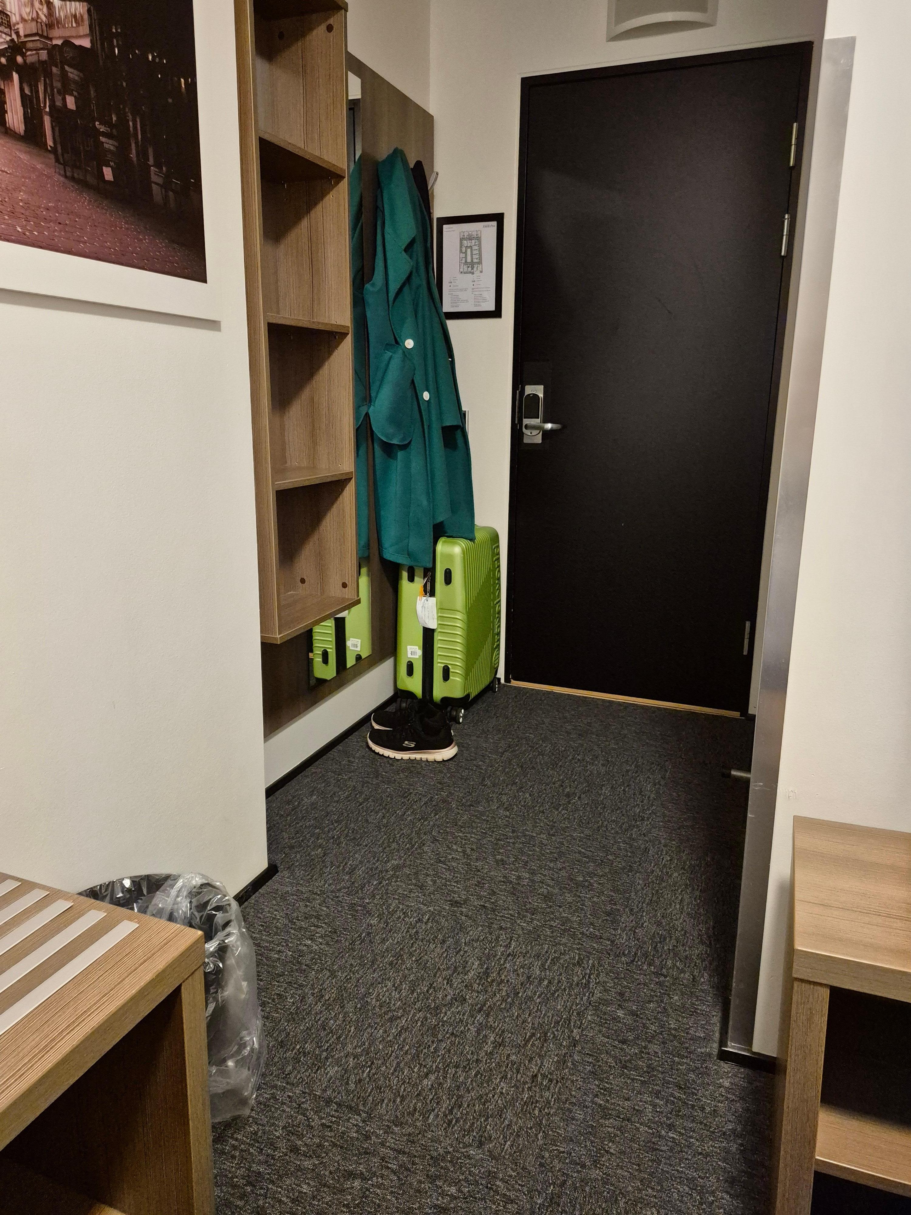 Spacious spot to put your luggages