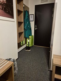 Spacious spot to put your luggages