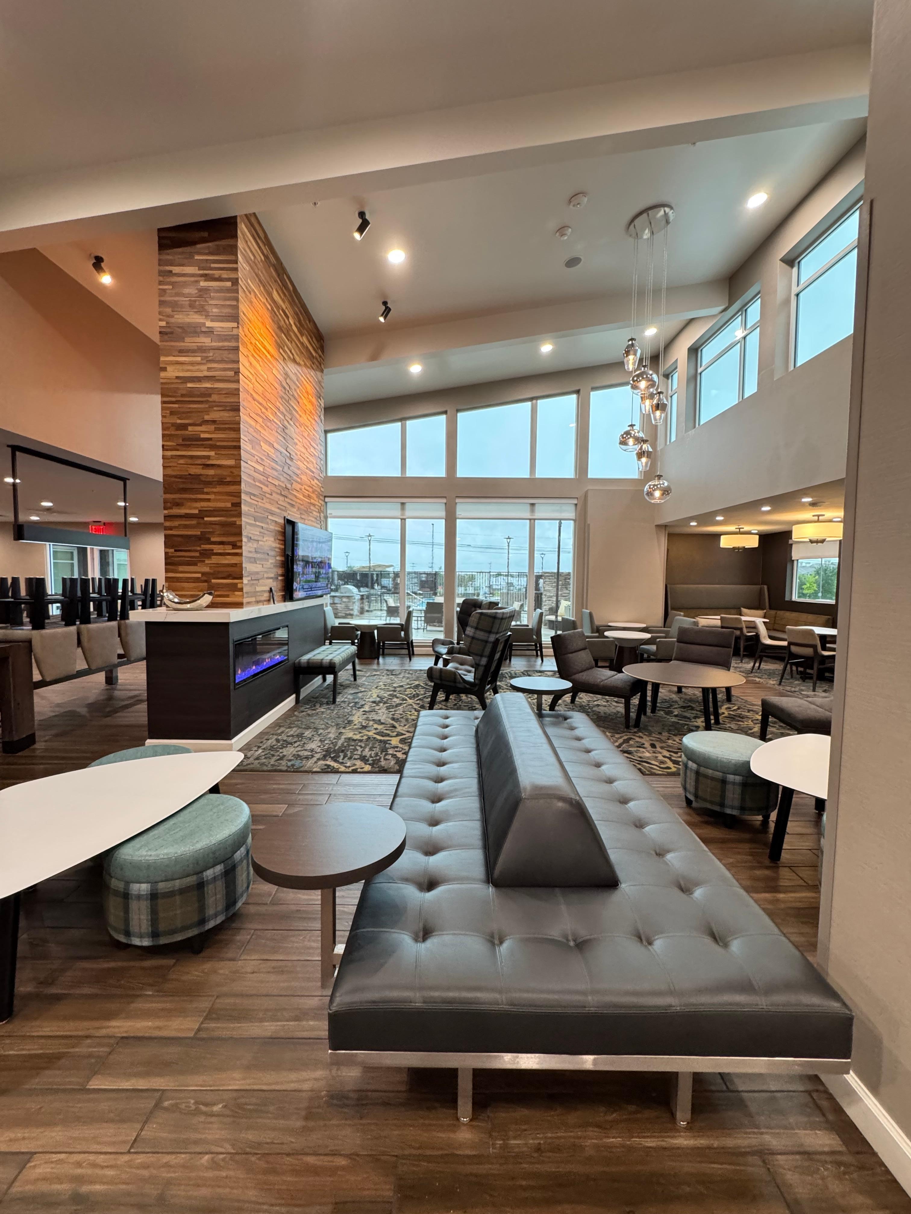 Lobby and exit to the pool grill area