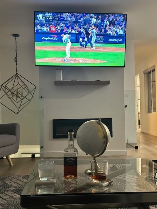 Enjoying our first night with a Dodgers win! With the great views behind us and a spectacular decor!