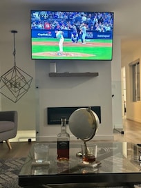 Enjoying our first night with a Dodgers win! With the great views behind us and a spectacular decor!