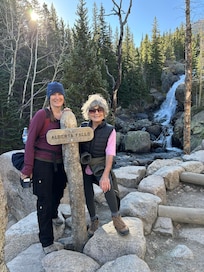 Bear Lake hike to Nymph Lake