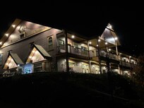 HearthStone Lodge - from entryway