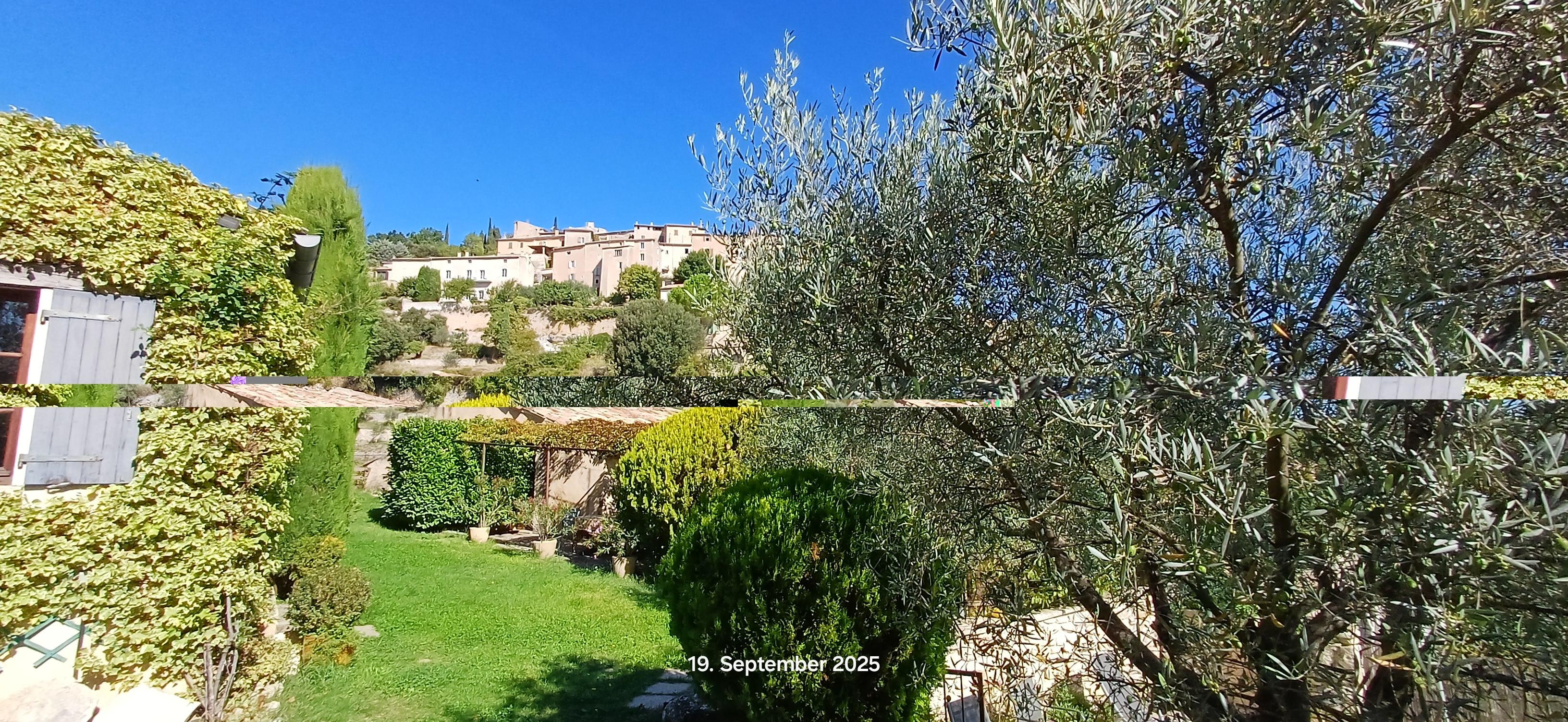 Blick auf Simiane la Rotonde