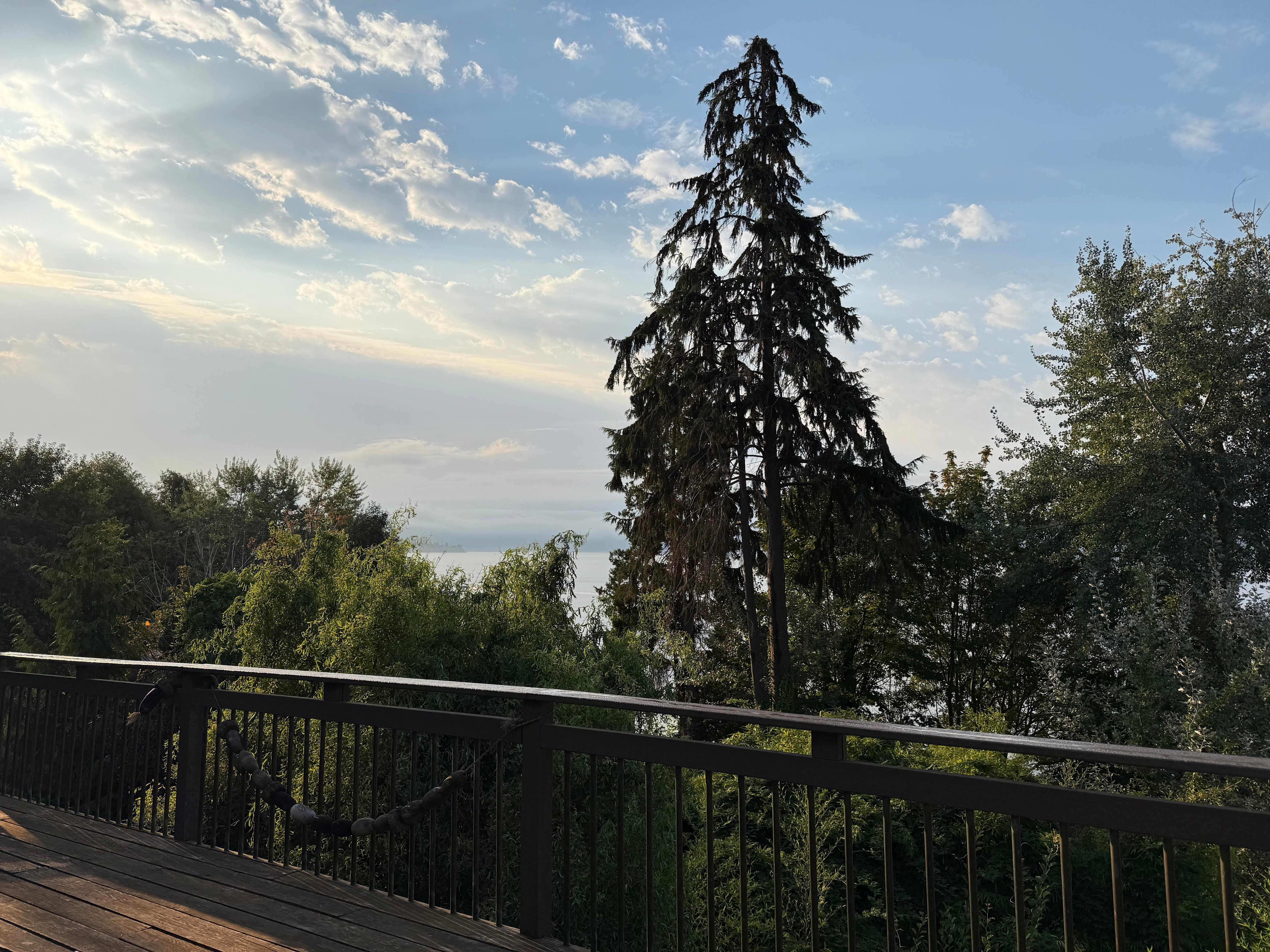 The combination of blue skies and high clouds here on the deck is hard to beat on a beautiful day.