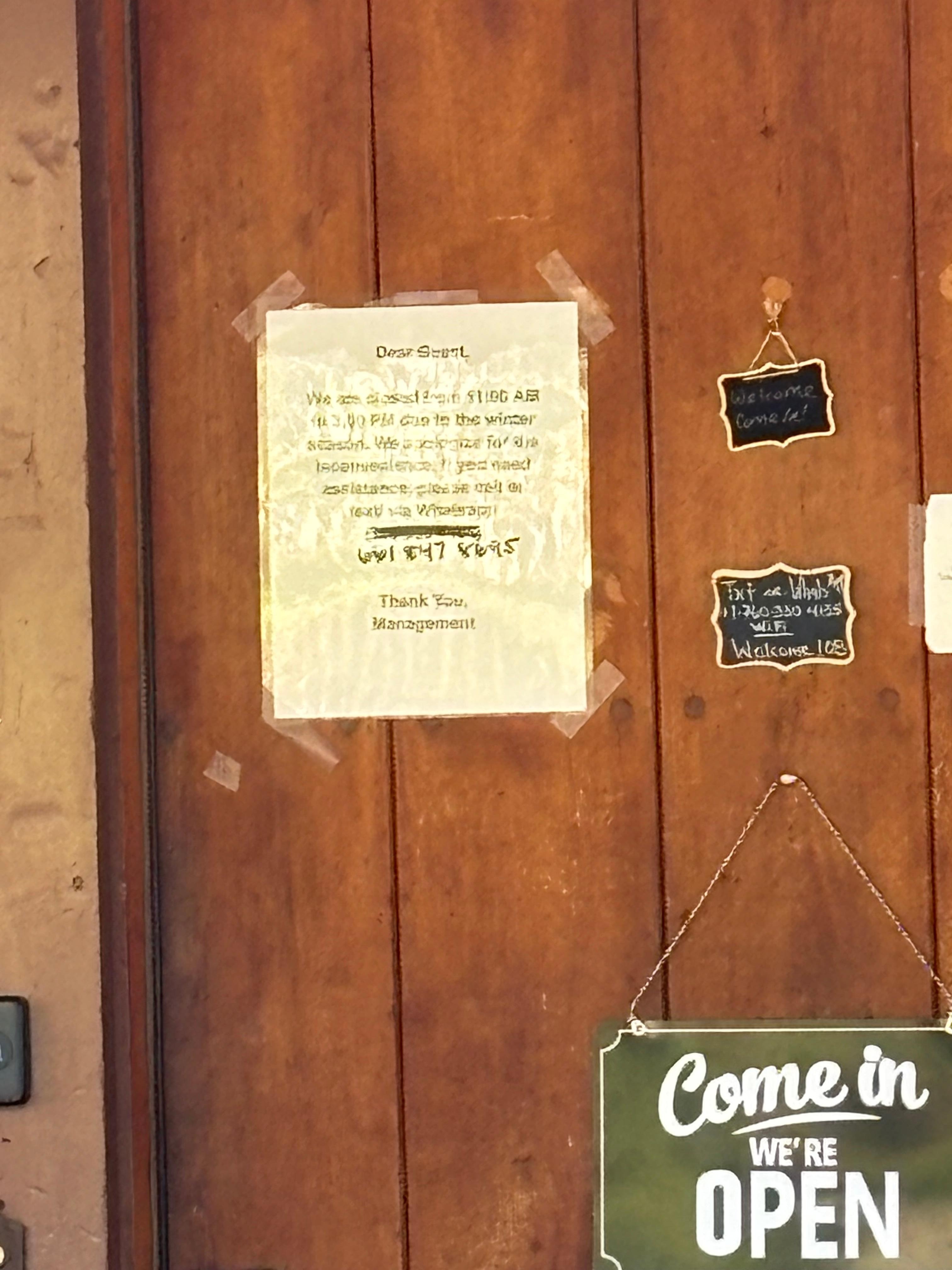 Note providing whatsapp number to call because there was no staff, too bad no one was answering :(