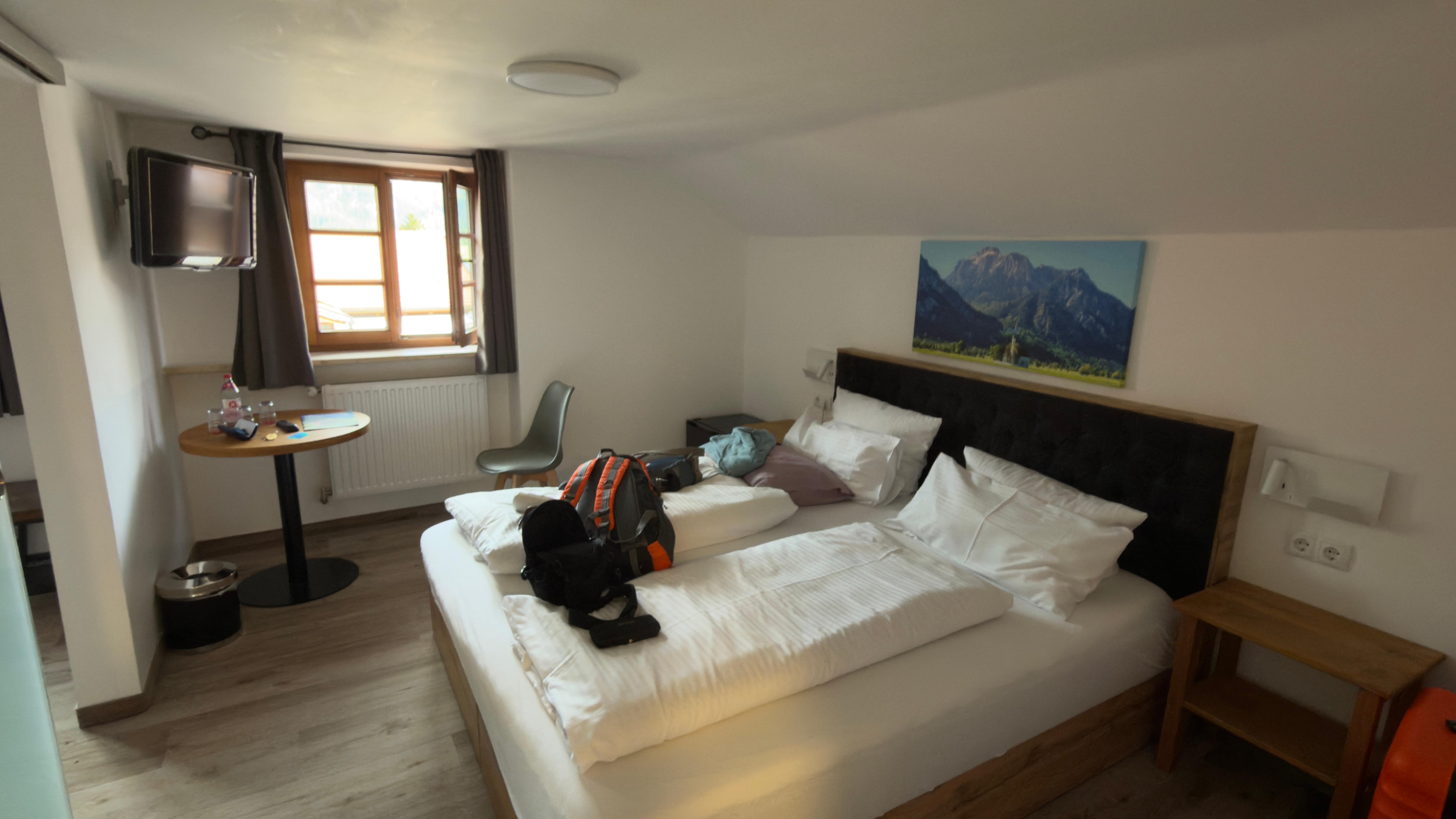 Bedroom with an adjoining room